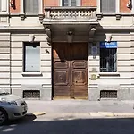 Primopiano - Cantoni Apartman *
